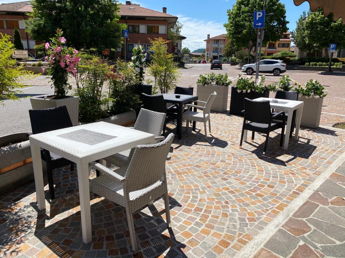 Hotel Riviera Magnano in Riviera Eksteriør bilde